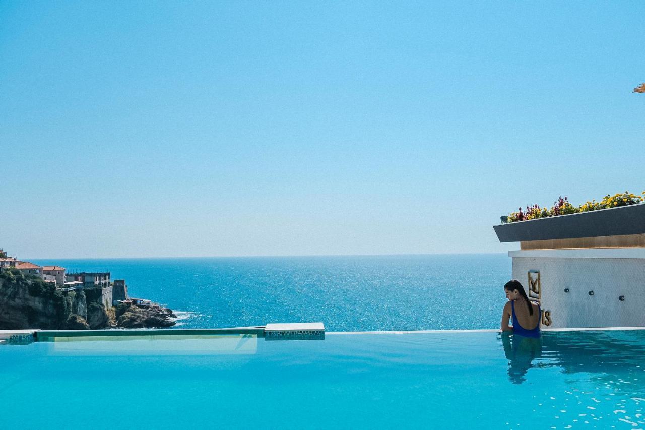 Hotel Maris Улцинь Экстерьер фото